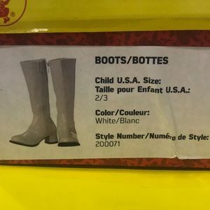 Rubies White Boots 2/3